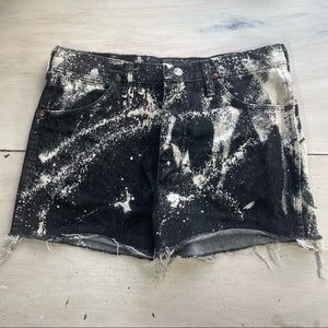 Wrangler cut off jean shorts black spray bleach dye
